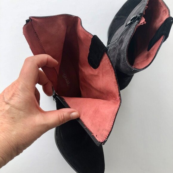 DESIGUAL Suede Ankle Boot Western Boho Style Black Grey Design Pink EU 39/US 8.5 - Picture 14 of 16